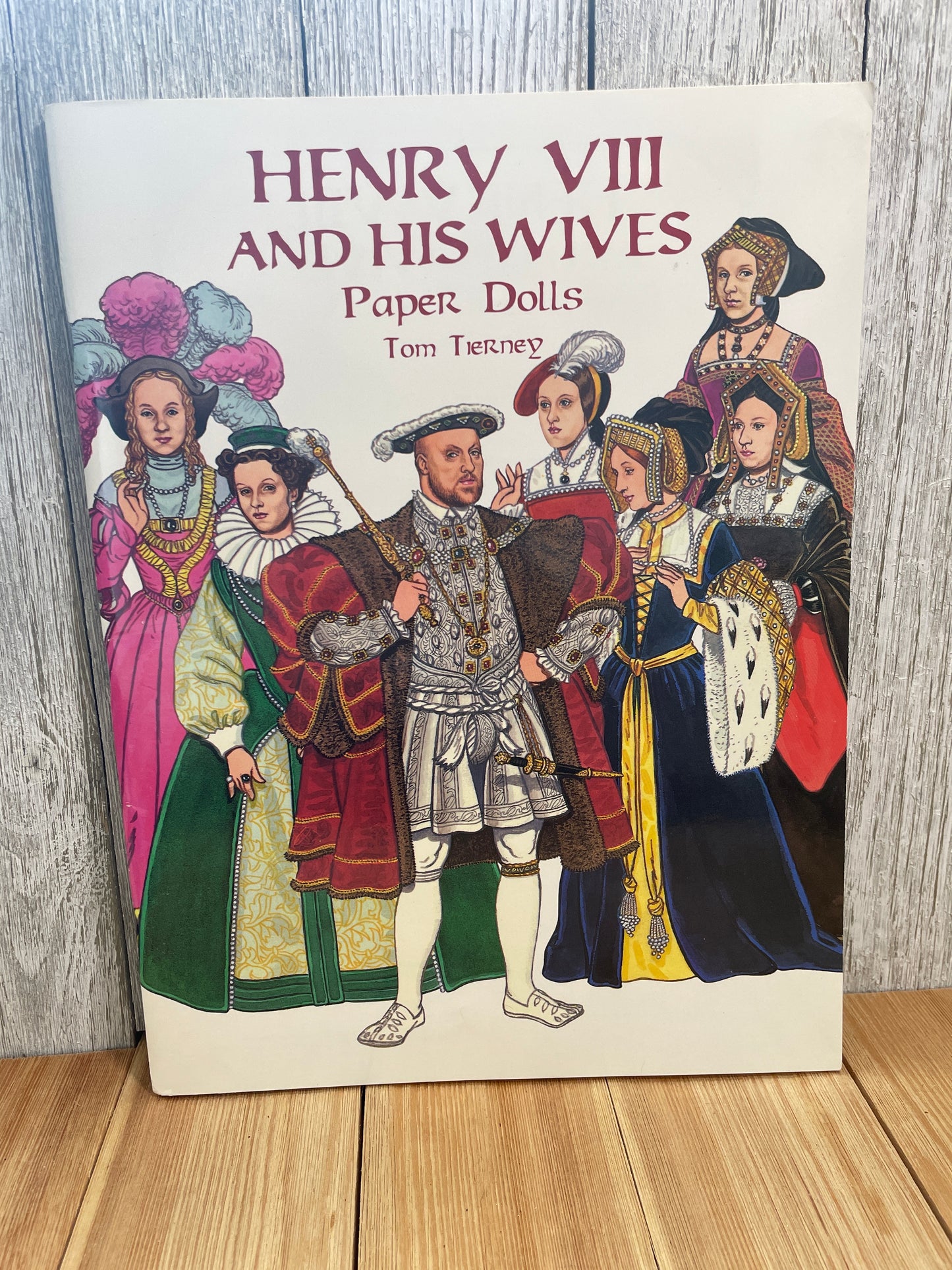 Uncut Paper Dolls in Full Color by Tom Tierney Book New