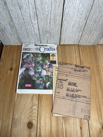 Simplicity Crafts 7542 Long Leg Frog and Clothes Dress, Top and Pants Pattern UNCUT FF