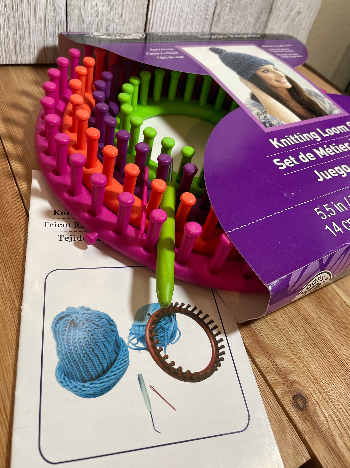 Loops and Threads Knit Quick Knitting Loom Set 6 Pieces NEW