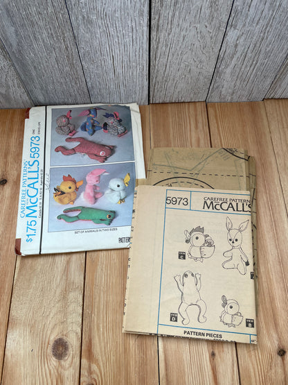 Carefree Patterns from McCalls Crafts 5973 Set of Animals in Two Sizes Pattern UNCUT FF
