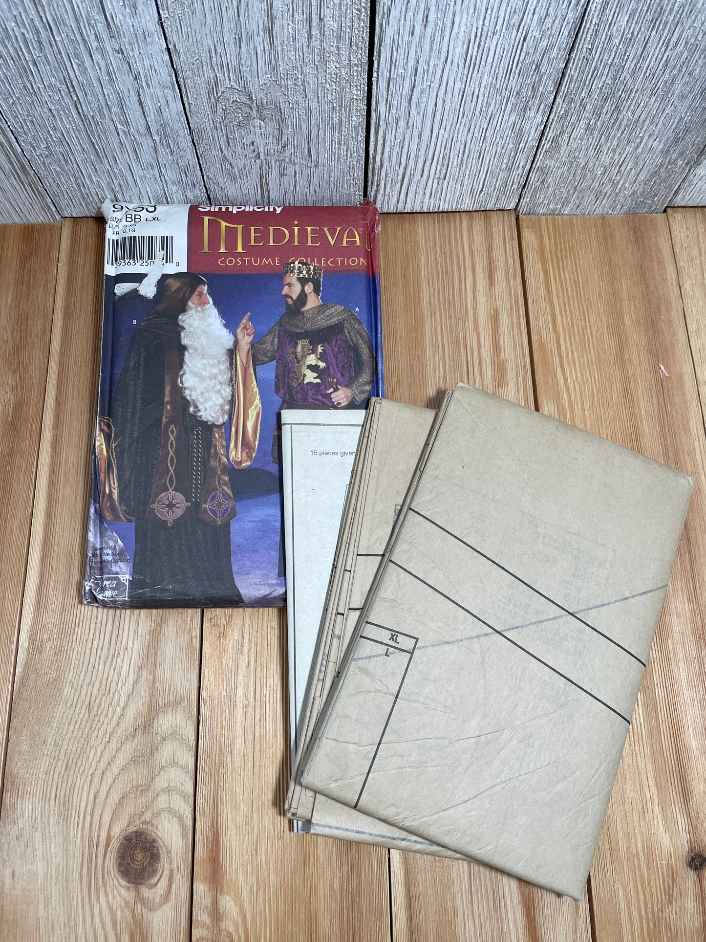 Simplicity 9753 Men's Medieval Wizard and Knight Size 42-48 Pattern UNCUT FF Halloween Costume