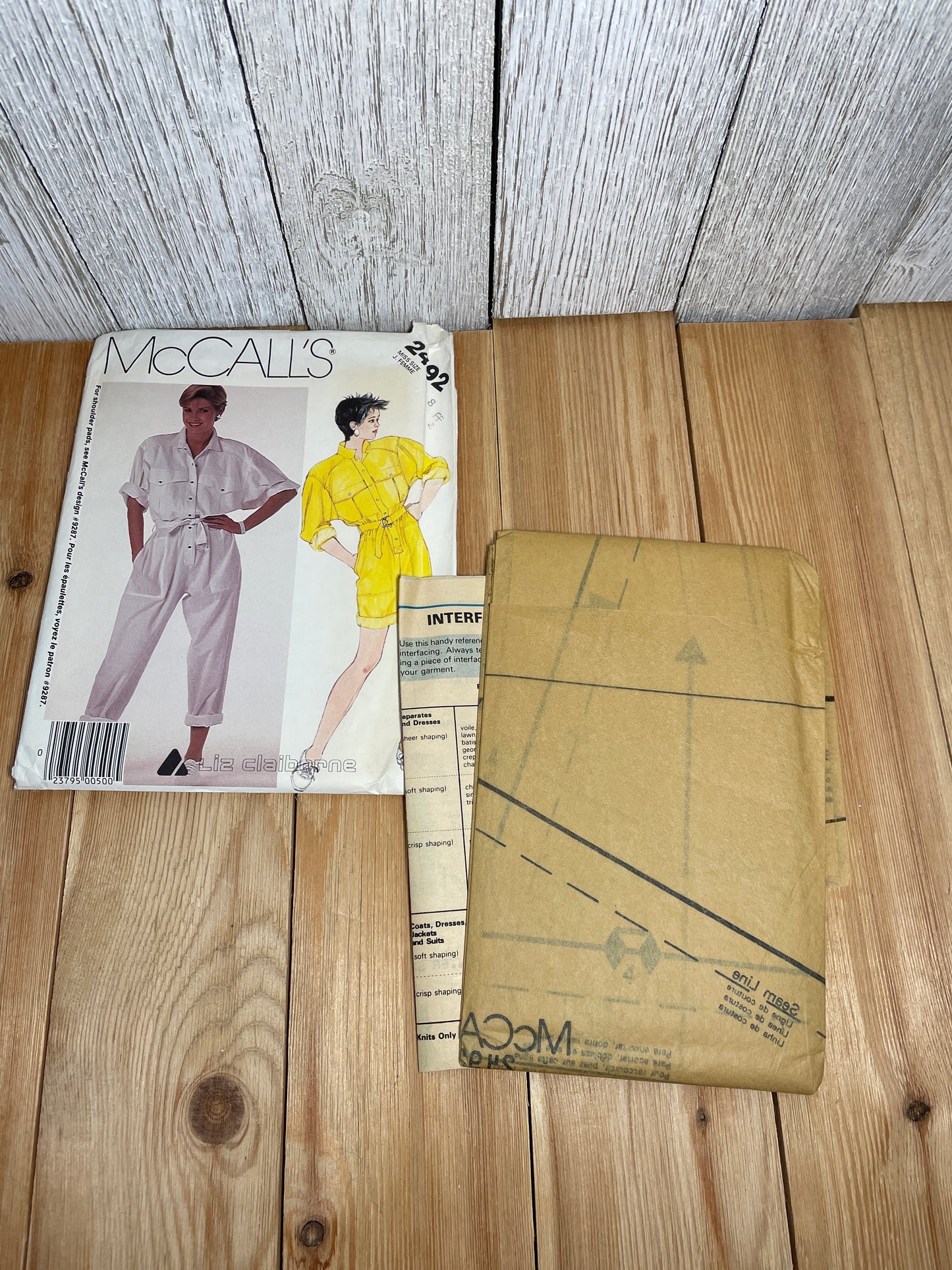 McCall's 2492 Jumpsuit with Pockets and Belt Size 8 Pattern Uncut FF