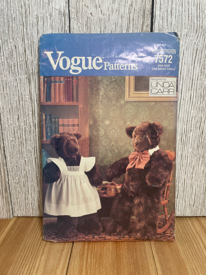 Vogue Craft 7572 Teddy Bear in two Sizes with Apron Pattern UNCUT FF