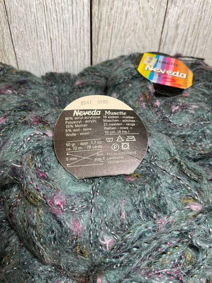 Musette Neveda 8541 8180 dark blue green Yarn (7 skein bundle)