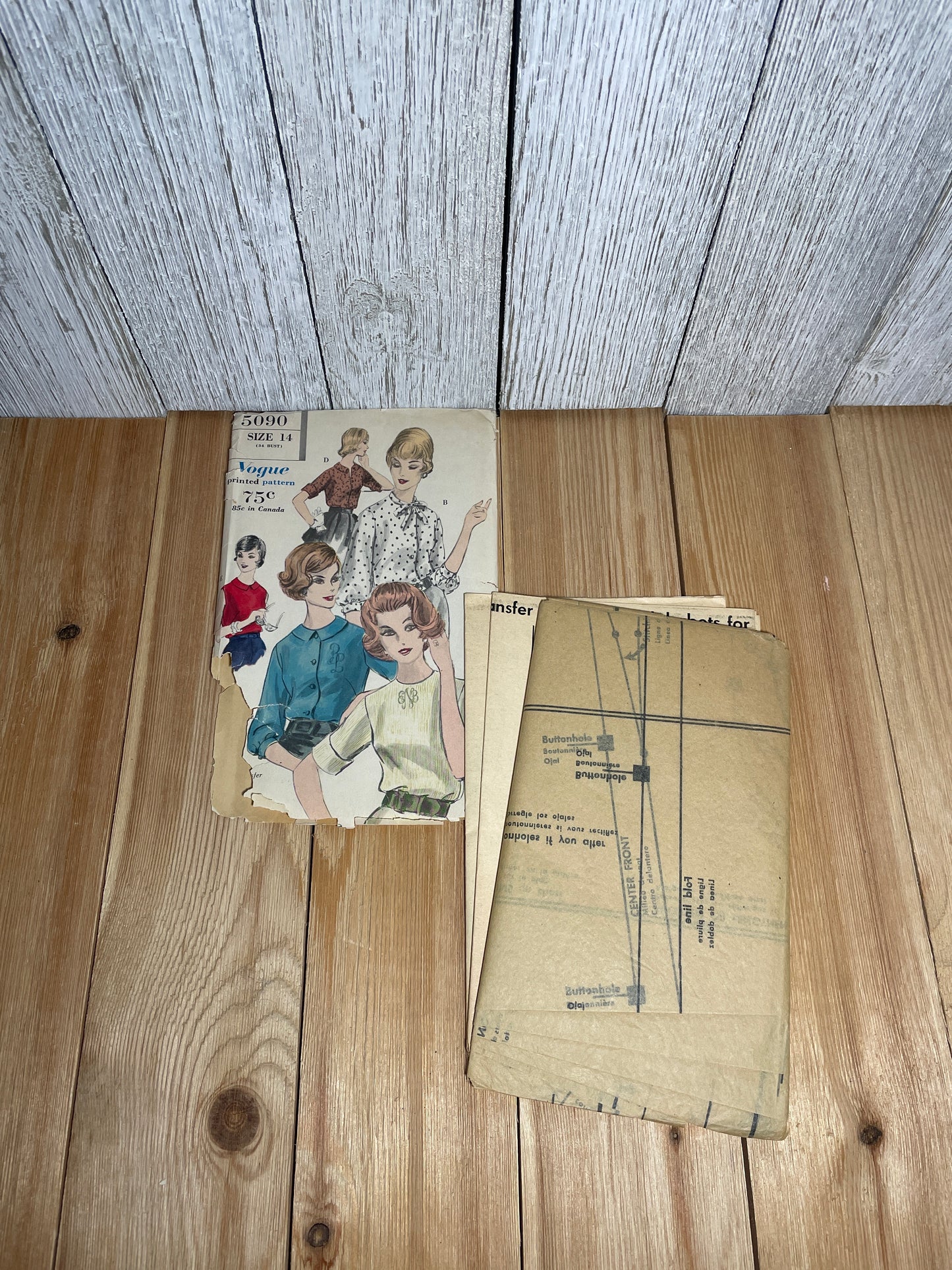 Vogue 5090 Blouse with Neck Tiem Peter Pan Collar, and Monogram Letter Transfer Size 14 Pattern UNCUT FF