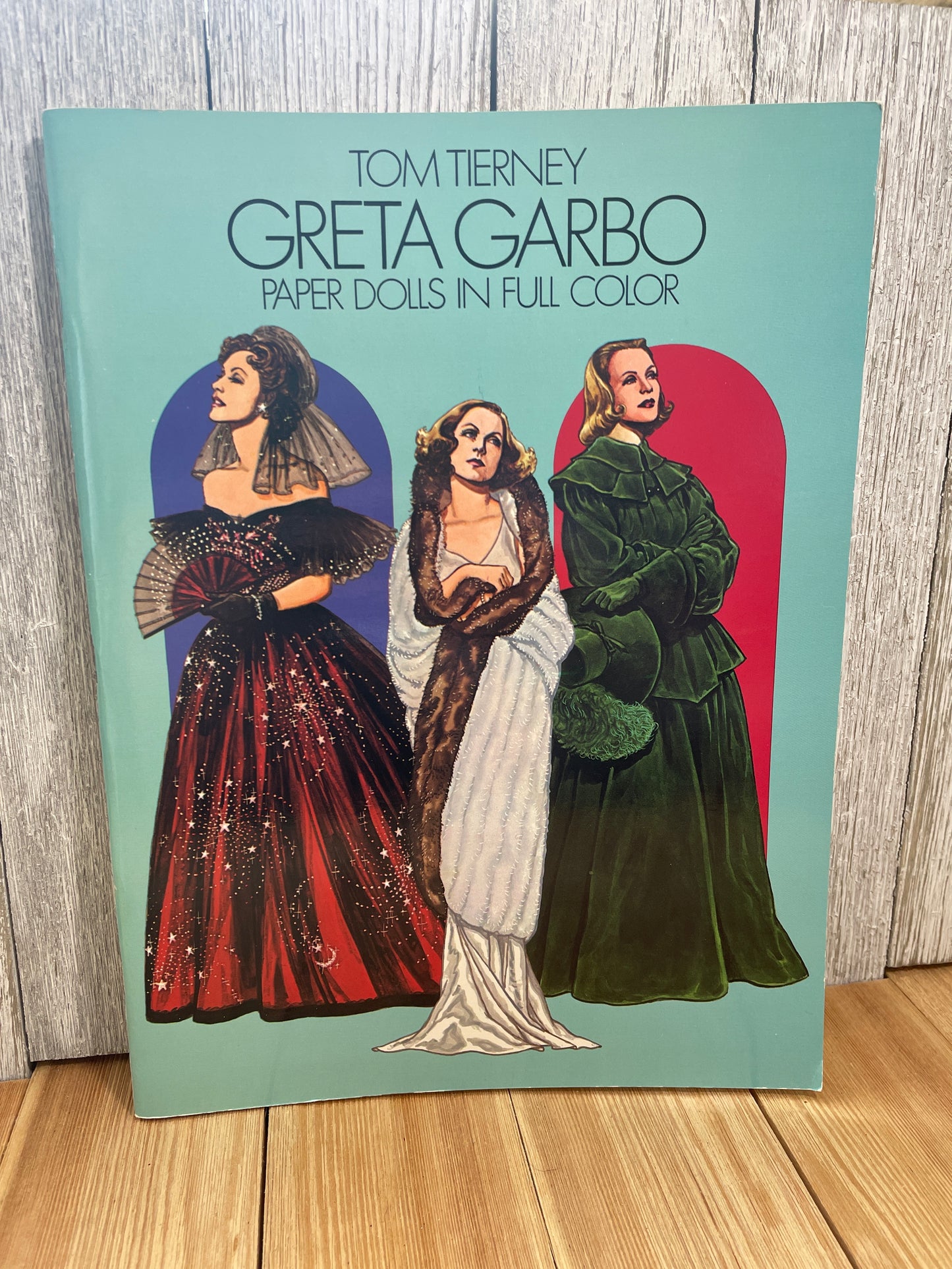 Uncut Paper Dolls in Full Color by Tom Tierney Book New