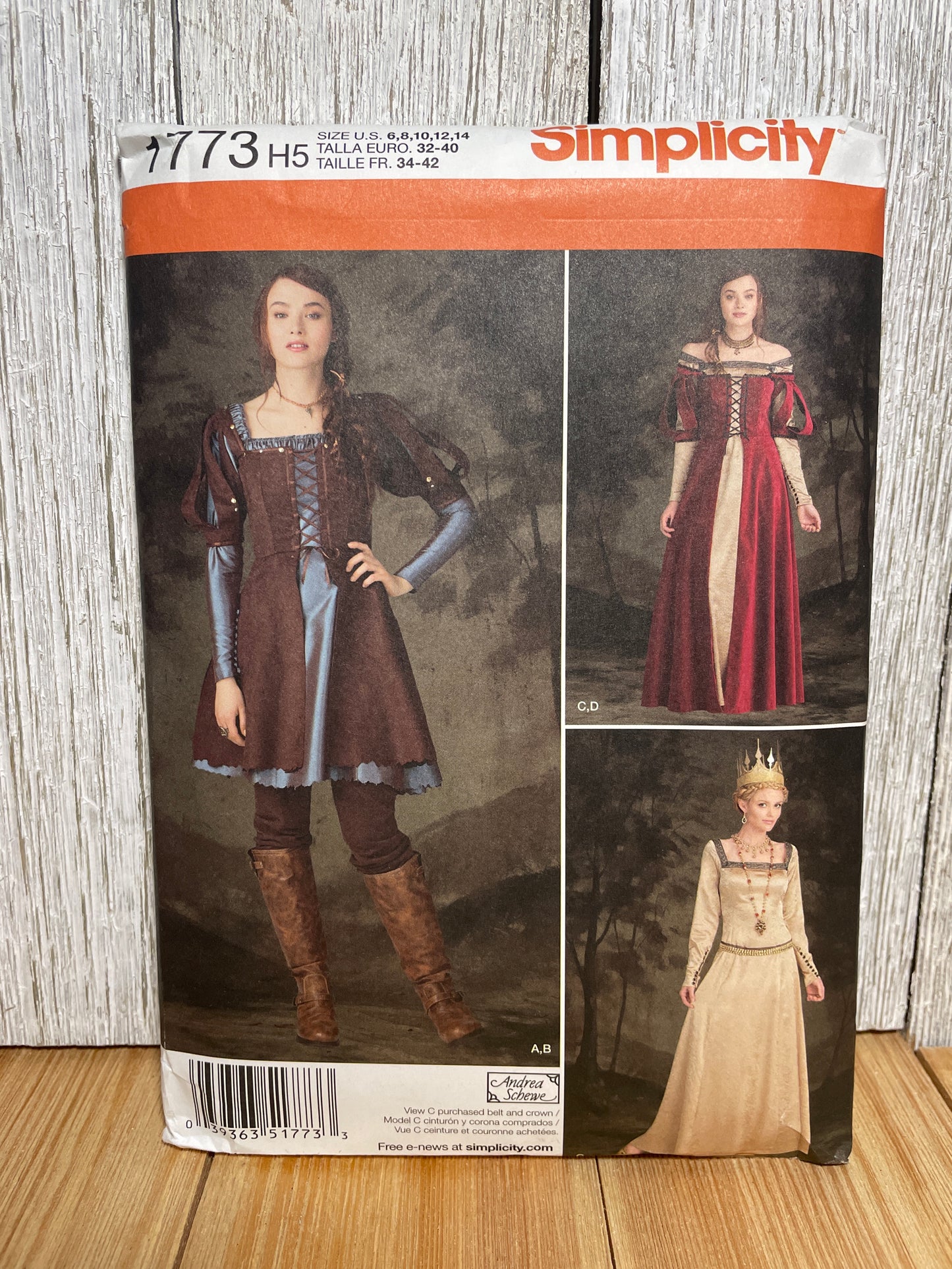 Simplicity 1773 Medieval Renaissance Cosplay Fantasy Gown Costume Pattern Size 6-14 UNCUT FF Halloween
