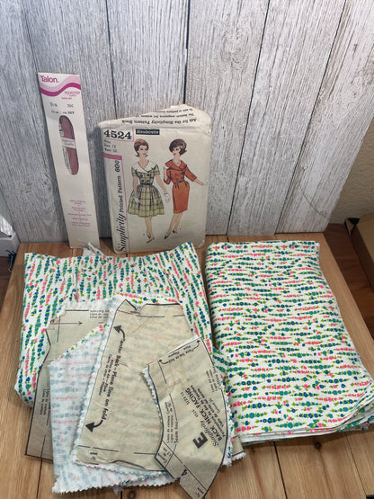 Rare Abandoned Project Vintage Dress Pattern and Fabric Kit Simplicity 4524 3977
