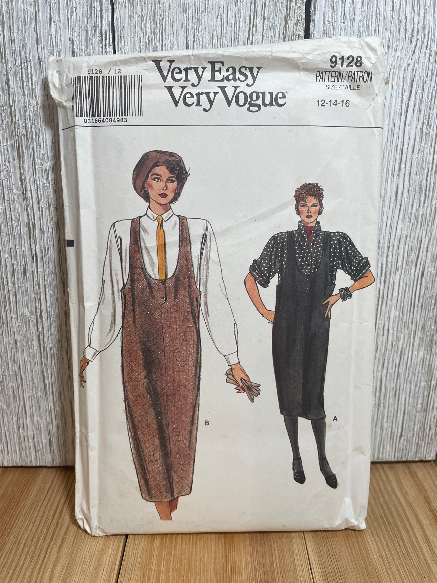 Very Easy Very Vogue 9128 Loose Fit Jumper and Button-Down Blouse Pattern Size 12-16 UNCUT FF