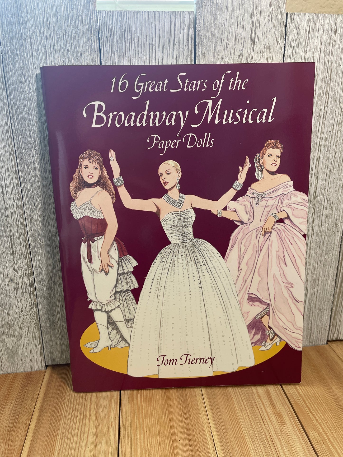 Uncut Paper Dolls in Full Color by Tom Tierney Book New