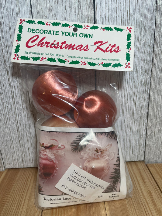 Vintage Decorate Your Own Christmas Ornaments Kits Banquette Bobbles (U Pic)