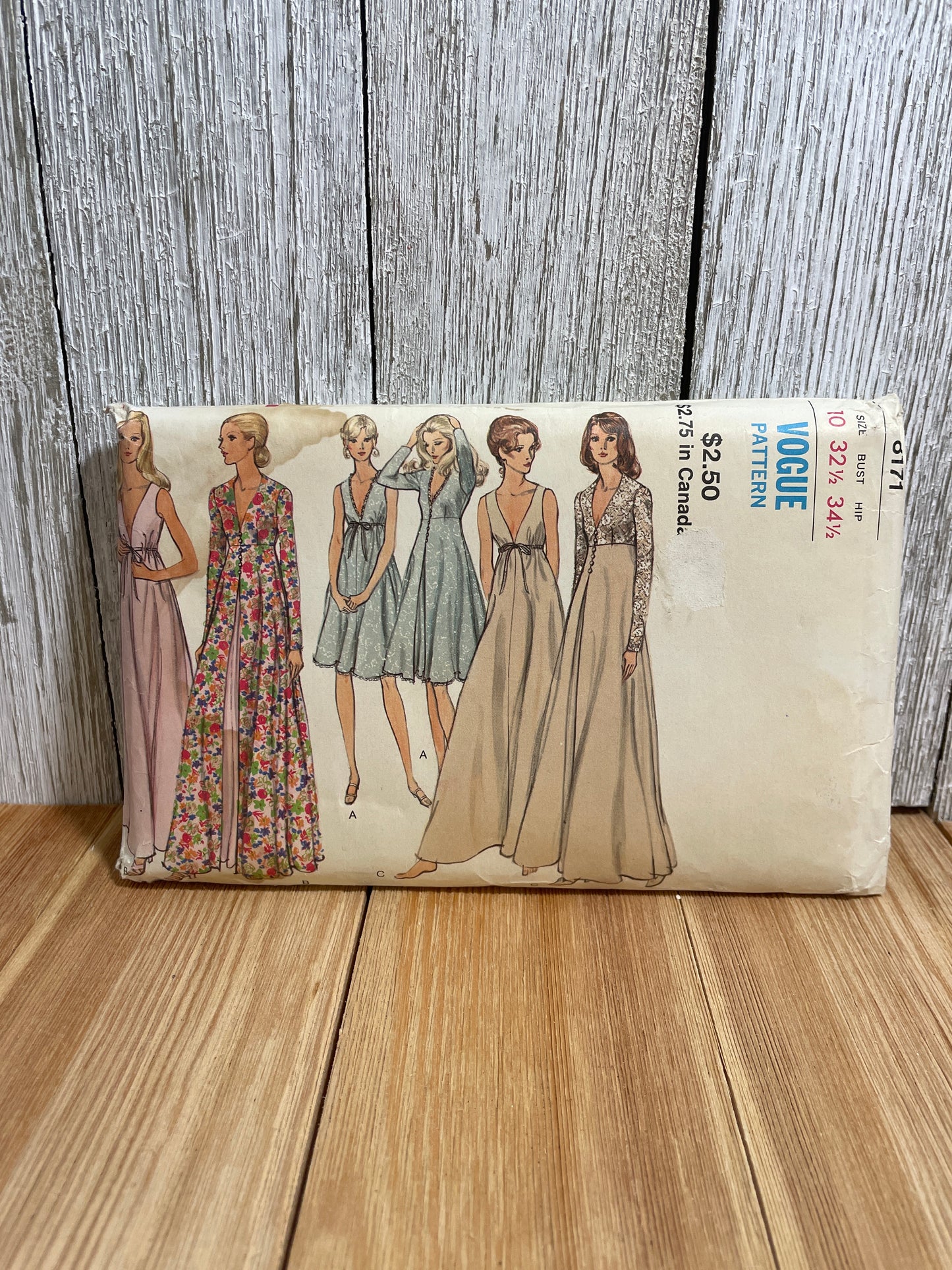 Vogue 8171 Gown and Robe in Two Lengths Size 10 Bust 32.5" Pattern UNCUT FF
