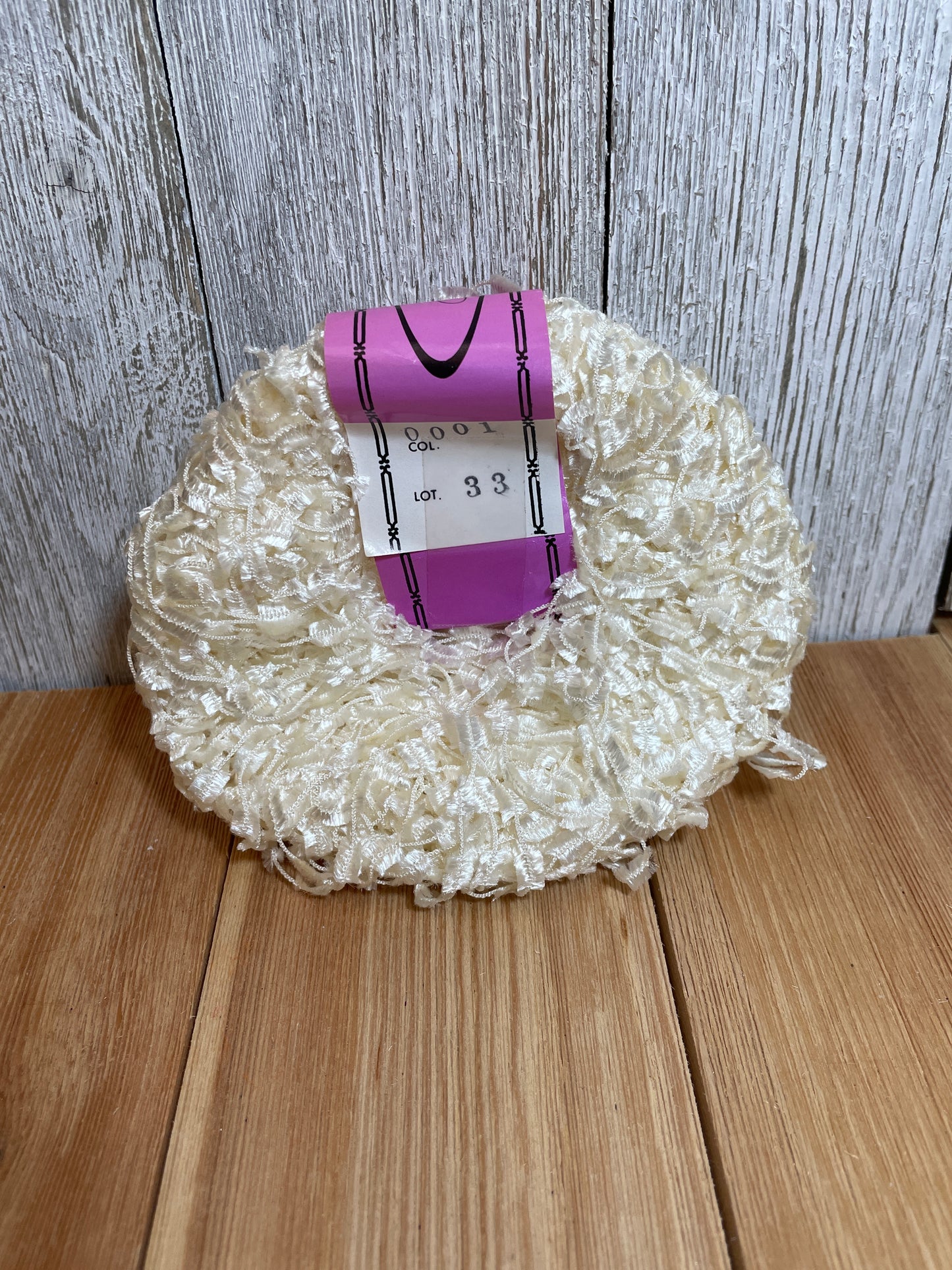 Maxine Vendome Yarn 98 Yards 50g 83% Rayon 17% Polyester (1 skein)