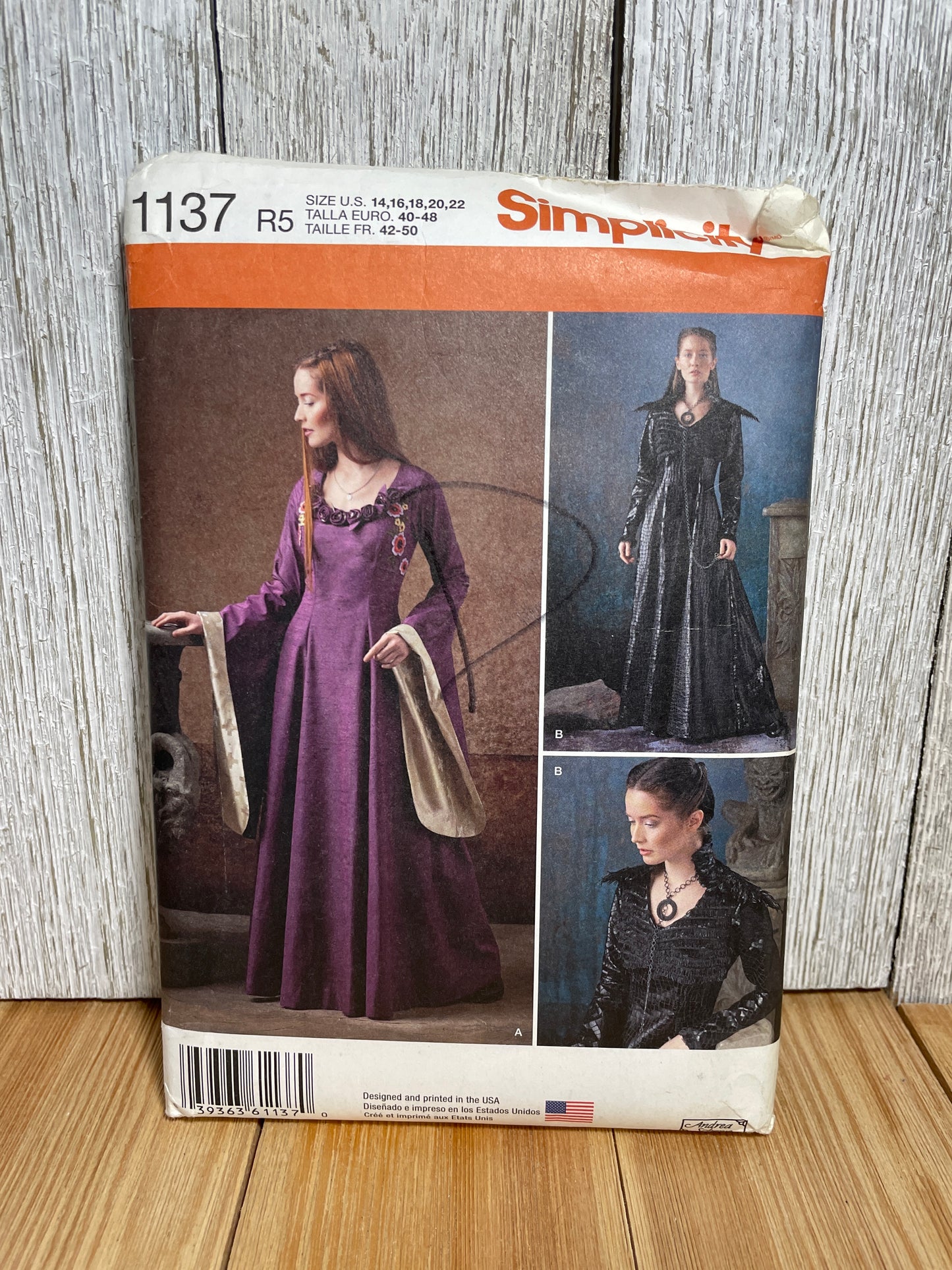 Simplicity 1137 Dragon Queen Medieval Fantasy Dress Bell Sleeves and Feather Collar Size 14-22 Pattern UNCUT FF Halloween Costume