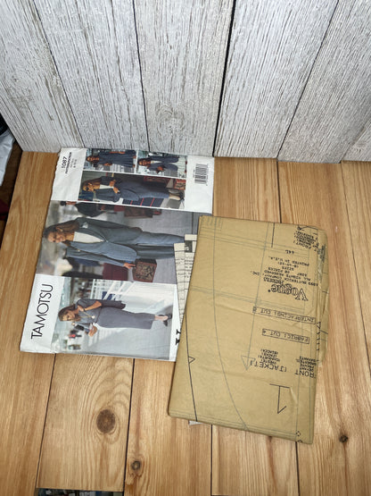 Vogue 1087 Career Wardrobe 3 Piece Suit Jacket, Skirt, Blouse Size 8-12 Pattern UNCUT FF