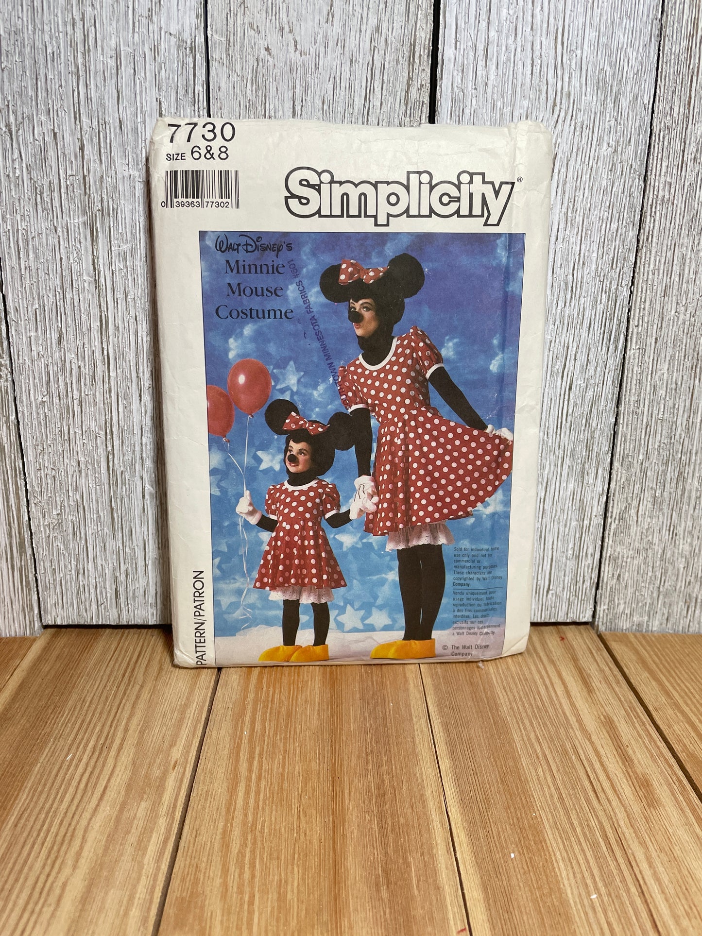 Simplicity 7730 Licensed Disney Minnie Mouse Costume Pattern Size 6-8 Uncut FF Halloween