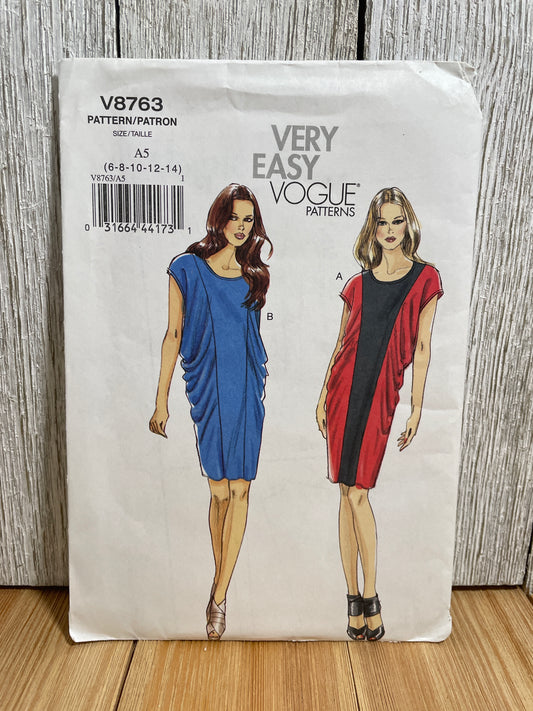 Vogue V8763 Loose Fitting Gathered Pullover Dress Size 6-14 Pattern UNCUT FF