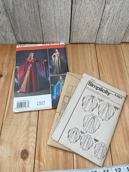 Simplicity 1487 1009 Medieval Renaissance Cosplay Fantasy Gown Cersei Costume Pattern Size 6-12 UNCUT FF Halloween