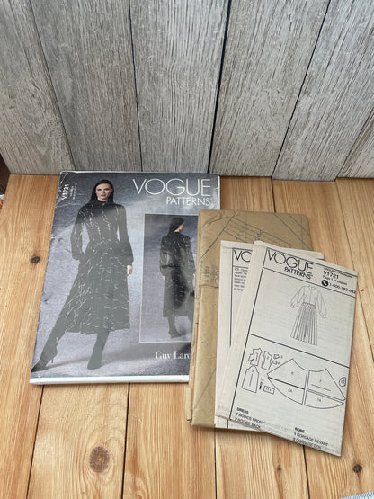 Vogue V1721 GUY LAROCHE Misses Long Sleeve Dress Size 8-16 Uncut FF Sewing Pattern