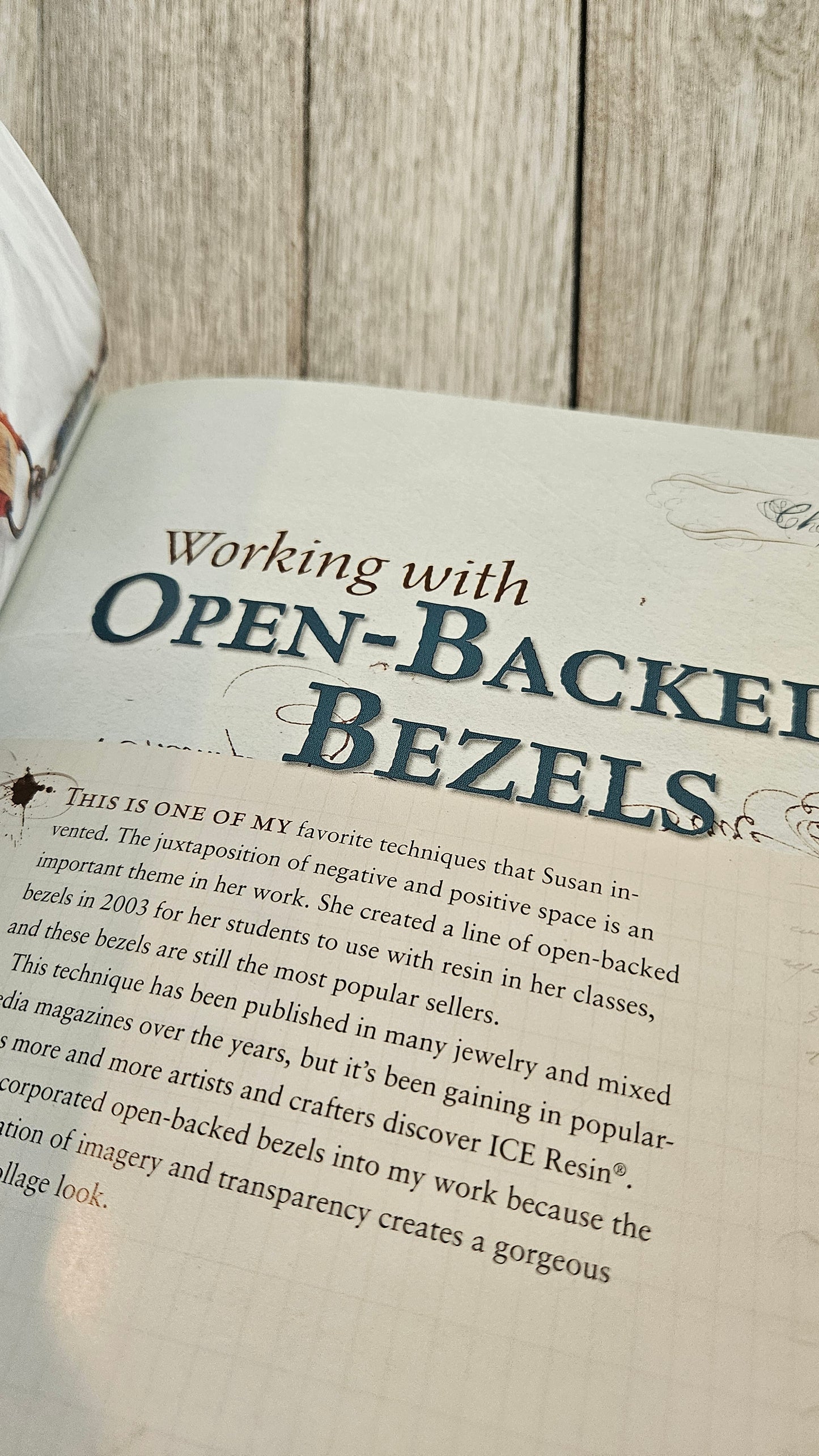 Explore, Create, Resinate: Mixed Media Techniques Using ICE Resin Book Jen Cushman