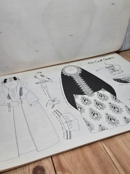Paper Dolls of the Middle East by Penelope Williams 1978 UNCUT Book