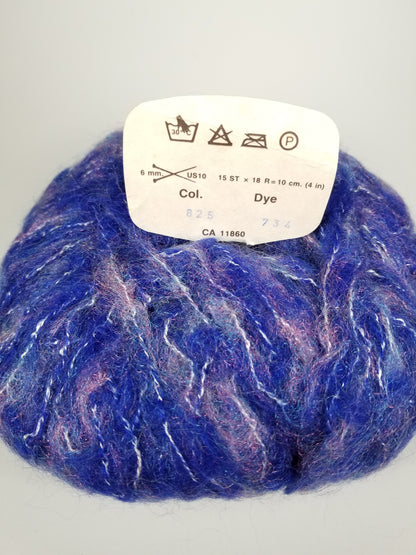 Les fils marnel Yarns Chi chi Brillant color 825. 3 skein bundle