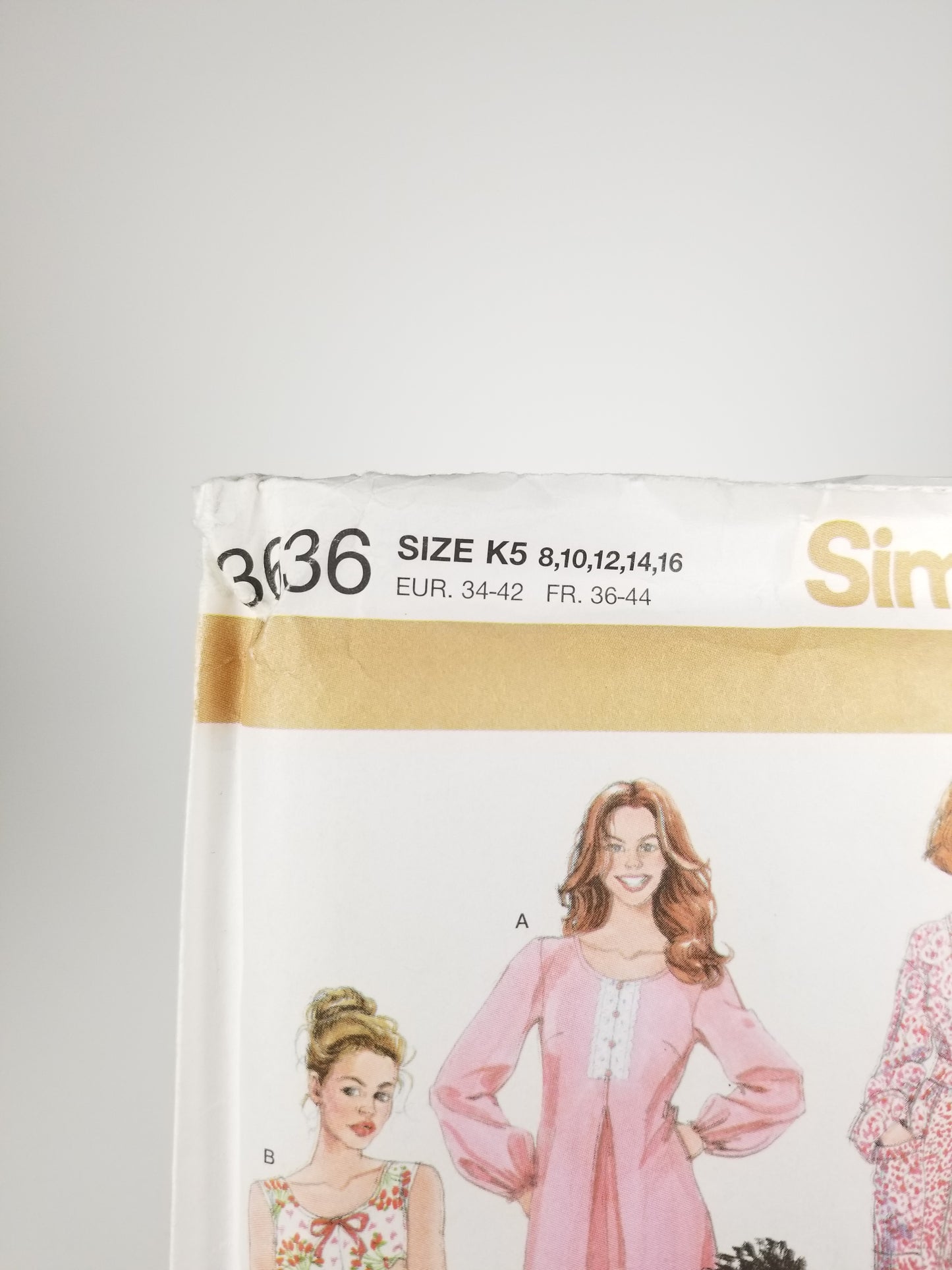 Simplicity 3636 Size (8-16) Sleepwear’s women’s uncut FF sewing pattern