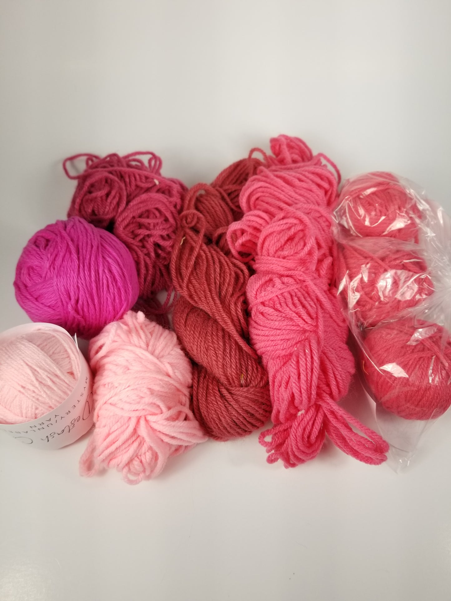 Scrap pink acrylic cotton yarn bundle 10 ball/skeins