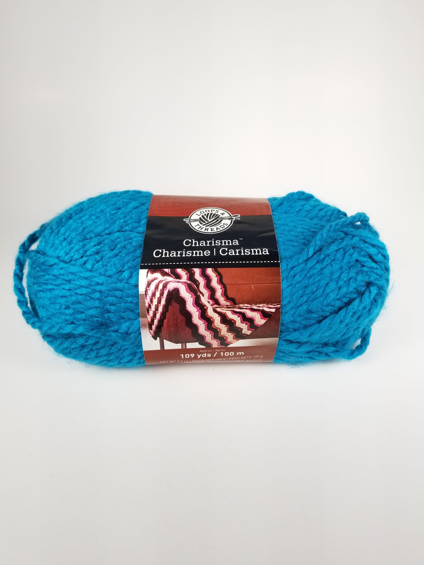 Loops and thread Charisma bulky yarn Electric Blue lot 1761 1 skein