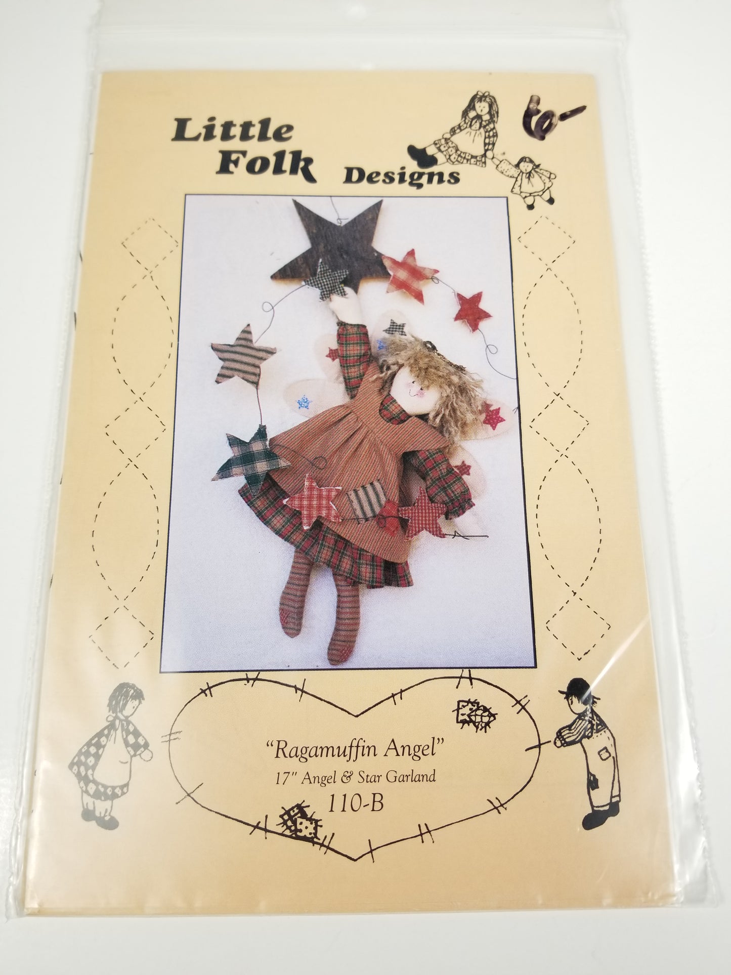 Little Folk Designs Ragamuffin Angel 17" Angel and Star Garland Sewing Pattern 110B