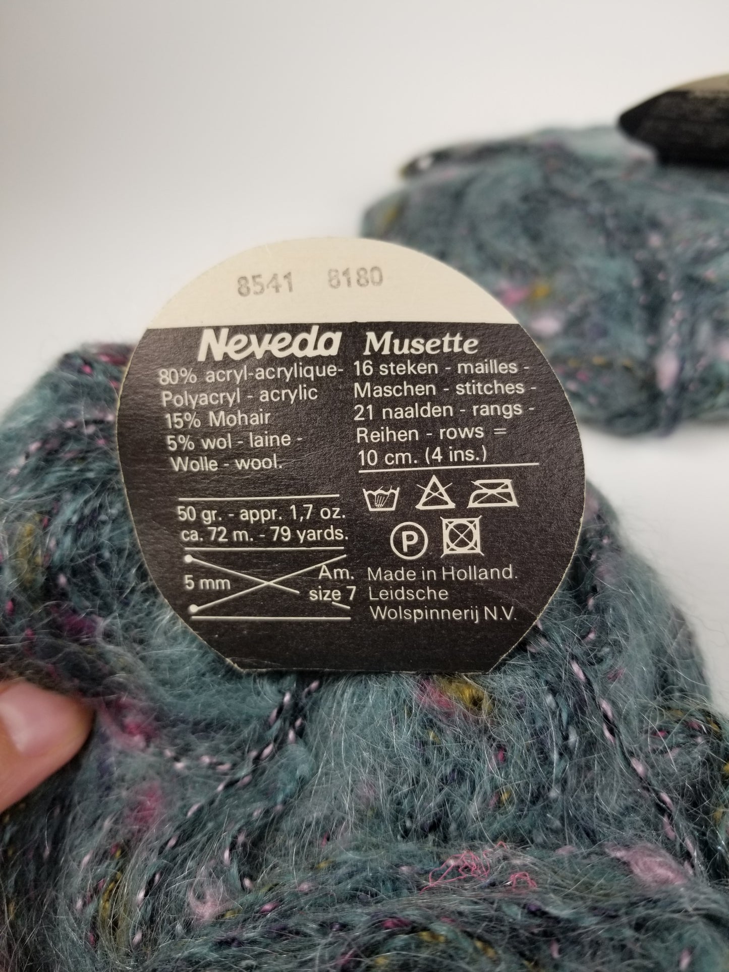 Musette Nevada 8541 8180 dark blue green Yarn (7 skein bundle)