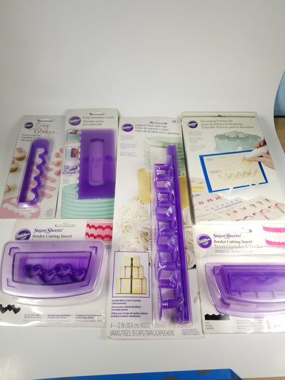 Unopen Wilton Cake decorating lot 6 piece