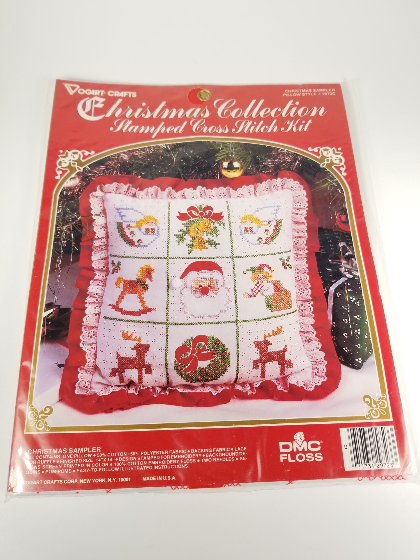 Vogart Crafts Christmas Collection stamped Cross stitch Kit  sampler pillow 2972C