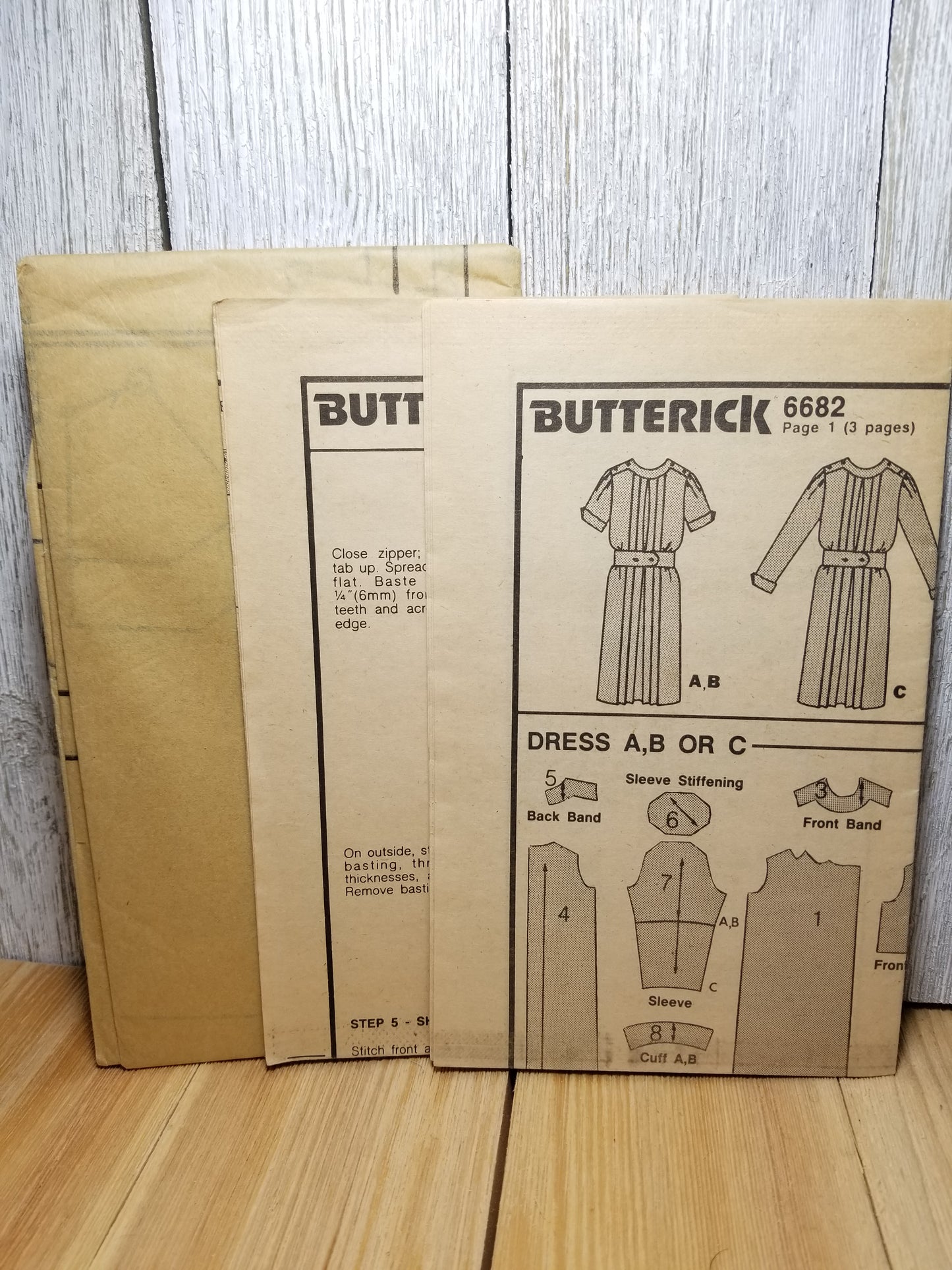 Butterick 6682 1980s Misses' Dress. Loose-fitting, A-line dress, below mid-knee or below mid-calf Uncut FF