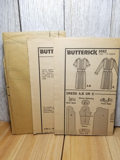 Butterick 6682 1980s Misses' Dress. Loose-fitting, A-line dress, below mid-knee or below mid-calf Uncut FF