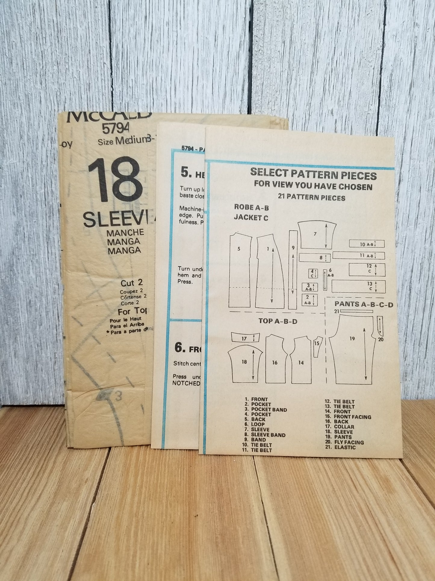 McCall's 5794 Boys Robe Pajamas Size M Uncut FF Sewing Pattern