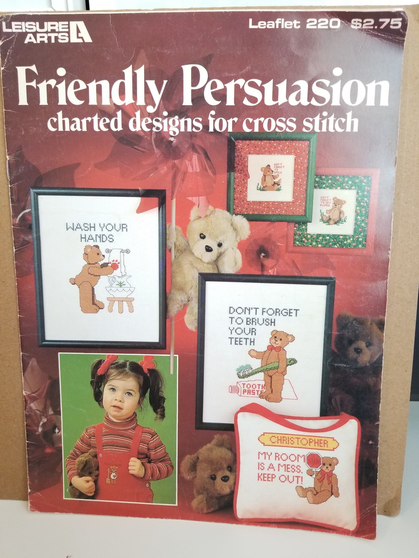 Friendly persuasion 220 Leisure arts bear cross stitch patterns 1982