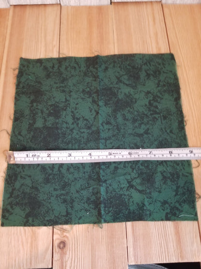 Christmas Fabric Quilt Precuts 13 Pieces 7 Designs