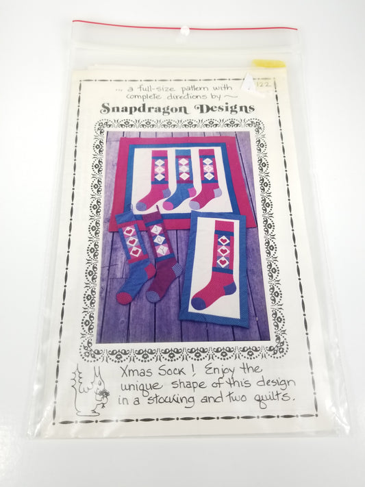 Snap Dragon Designs Christmas Sock stocking and quilt pattern 1989