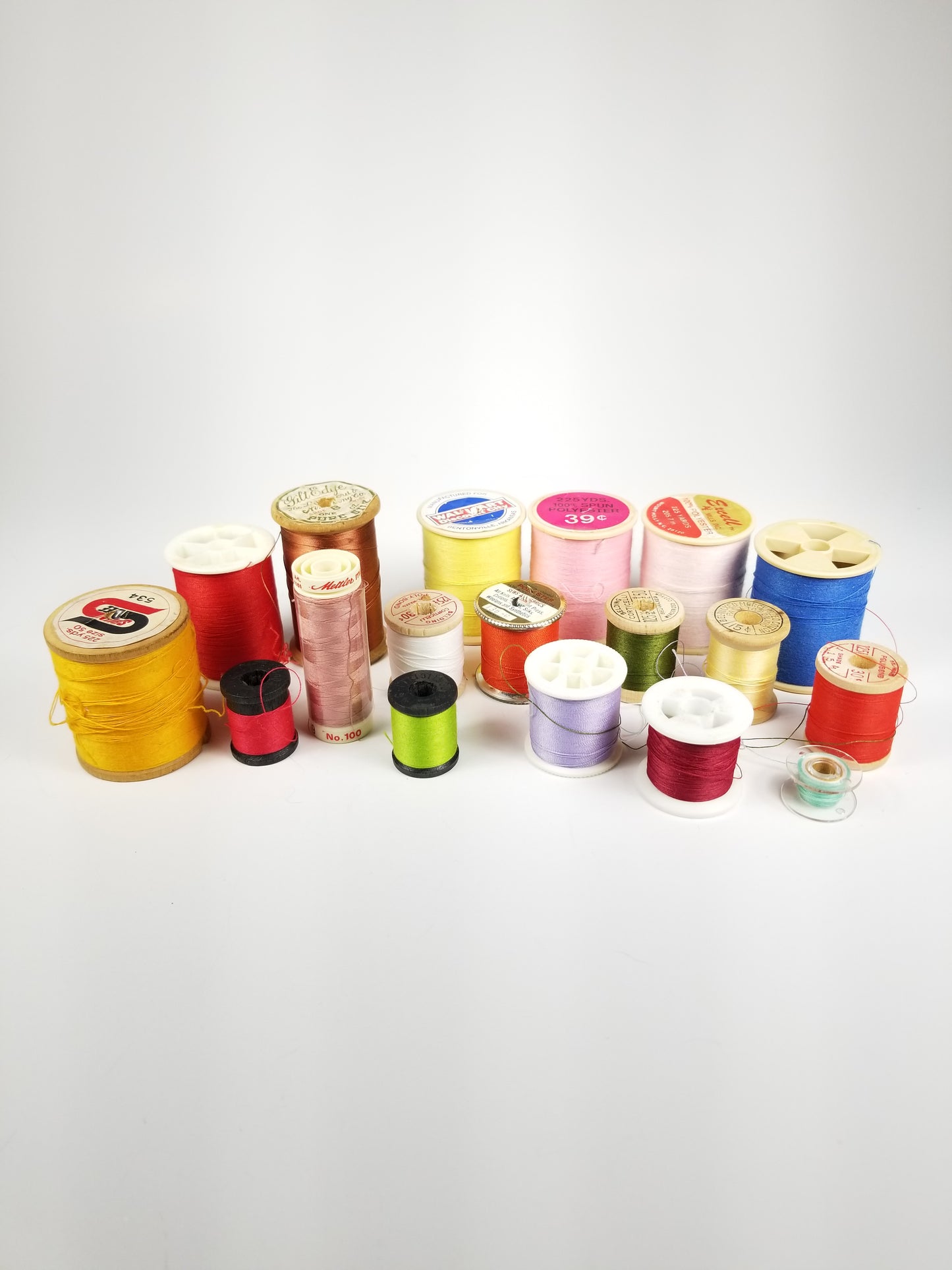 Sewing machine thread wood plastic spools bundle - GRAB BAG!