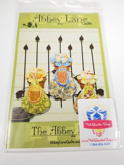 Abbey Lane Quilts The Abby Bag Pin Cusion and Scrap Bag Sewing Pattern