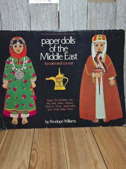 Paper Dolls of the Middle East by Penelope Williams 1978 UNCUT Book