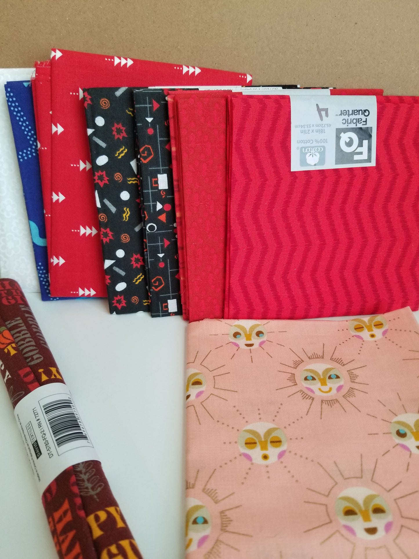 Fabric Fat Quarters 100% Cotton (Choose your Fabric)