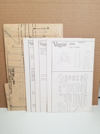 Vogue 2252 Anne Klein Misses Petite Jacket, Dress and Pants Size 8-12 Pattern Uncut FF
