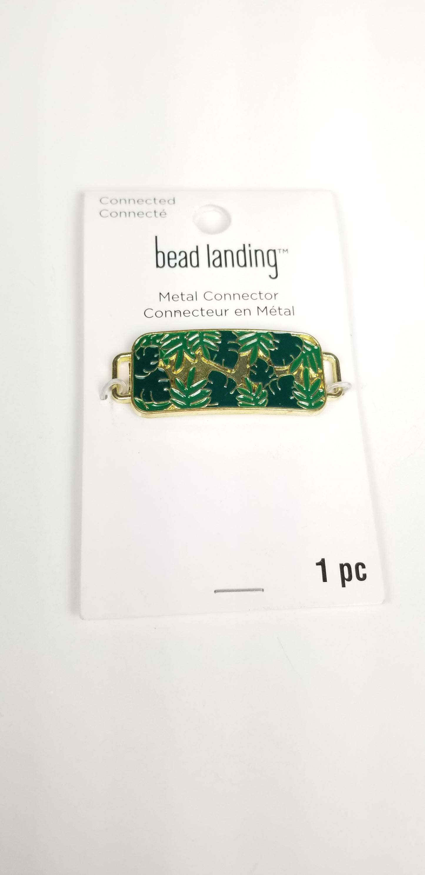 Bead landing palm tree leaves tropical